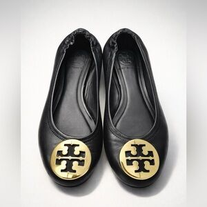 Tory Burch Reva Ballet Flats Black Leather Gold Logo Medallion Size 6.5M Womens